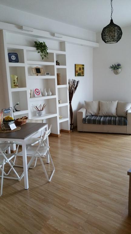 Cinecitta'est Apartment Rom